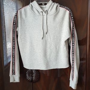 Aeropostale Cropped Gray Hoodie